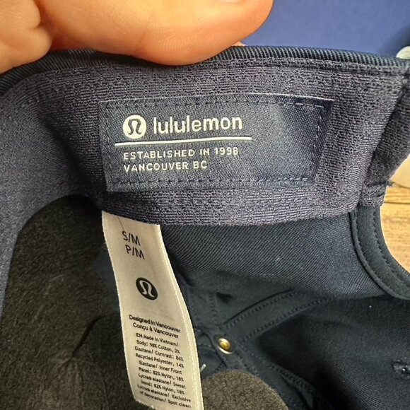 Lululemon Classic Ball Cap Adjustable "Meet You Courtside" NWT S/M (TRNV/WHT) - Picture 9 of 13